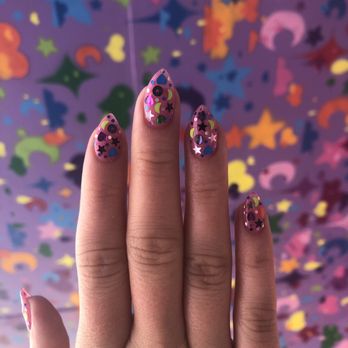 Cute Nail Studio - Custom art gel manicure by Kendall - Nail Salons Near Me - Austin, Texas Cute Nail Studio - Custom art gel manicure by Kendall - Nail Salons Near Me - Austin, Texas