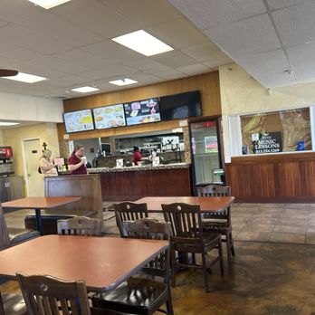 Strawberry Hut - Sandwiches Near Me - Lakeland, Florida Strawberry Hut - Sandwiches Near Me - Lakeland, Florida