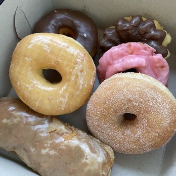 Natomas Donuts - 1/2 Dozen Assorted Donut - Donuts Near Me - Sacramento, California