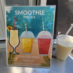 Empanada Pop Up - Smoothies