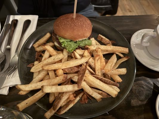 Antler Kitchen & Bar by null