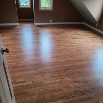 Super Hardwood Floor - Bedroom - Flooring Near Me - Seattle, Washington Super Hardwood Floor - Bedroom - Flooring Near Me - Seattle, Washington
