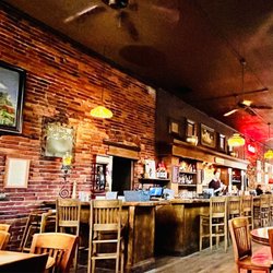 Vintage Cafe - Charming vibes.