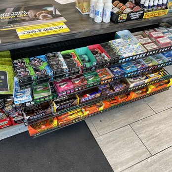Valero - Gas Stations Near Me - Selma, California