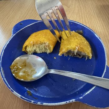 La Tiendita Colombian Restaurant - Beef and chicken empanadas - Colombian Near Me - Mesa, Arizona La Tiendita Colombian Restaurant - Beef and chicken empanadas - Colombian Near Me - Mesa, Arizona