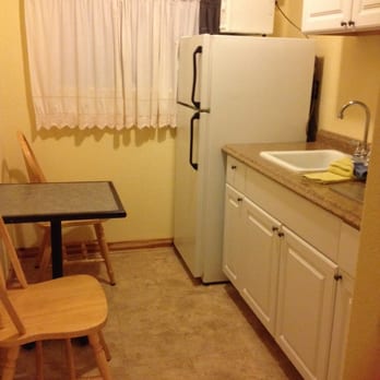 Rainbow Motel - Hotels Near Me - Colorado Springs, Colorado Rainbow Motel - Hotels Near Me - Colorado Springs, Colorado