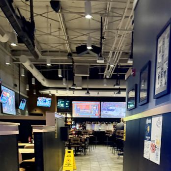 Buffalo Wild Wings - The Bar - American Near Me - Indianapolis, Indiana