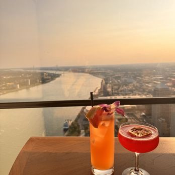 Highlands - Views - New American Near Me - Detroit, Michigan Highlands - Views - New American Near Me - Detroit, Michigan