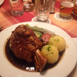 Gaststätte Schloßstuben - Lamb shank, this is winning.
