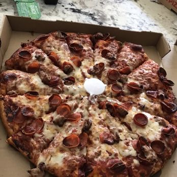 Mountain Mike's Pizza - Large 14 slice pepperoni pizza - Pizza Near Me - Lake Forest, California
