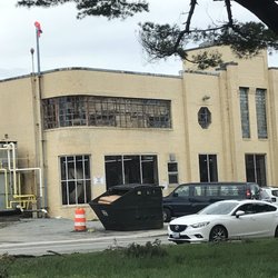 Warwick Ice Cream - Outside of business. Based on looks and lack of maintenance, I can only image what the inside looks like