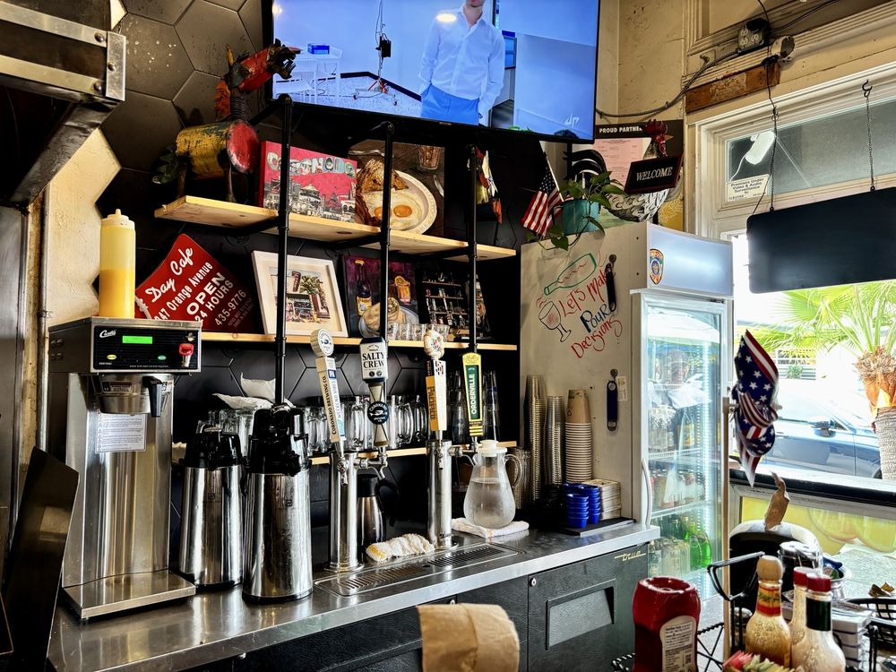 Night & Day Cafe