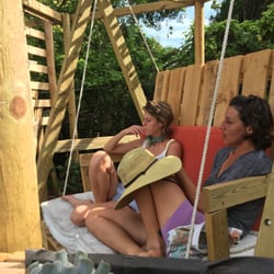 Swing and chill at Mortar and Pistil
