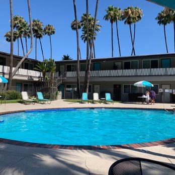 Kings Inn San Diego - Pool area - San Diego, CA