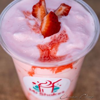 Mr Shakes - Strawberry Blast Legacy Milkshake ($5.99) - Desserts Near Me - Toronto, Ontario Mr Shakes - Strawberry Blast Legacy Milkshake ($5.99) - Desserts Near Me - Toronto, Ontario
