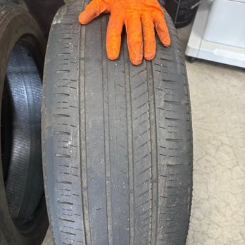 Car Hunters - Bald tire pic 2 - Car Dealers Near Me - Mt. Juliet, Tennessee
