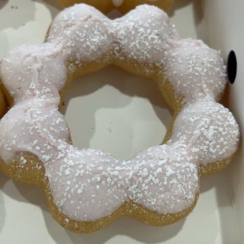 Domo Arcadia - IG: happyfoodietown - Donuts Near Me - Arcadia, California