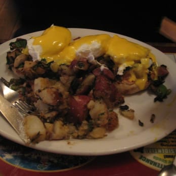 Katy's Korner - Corned beef hash with eggs benedict - Breakfast & Brunch Near Me - San Ramon, California Katy's Korner - Corned beef hash with eggs benedict - Breakfast & Brunch Near Me - San Ramon, California