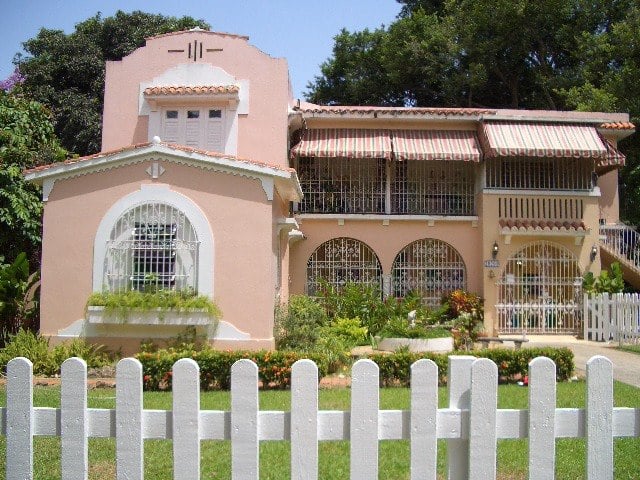 VILLA CAPARRA KINDERGARTEN Y PRE KINDER INC 29 Photos Preschools 