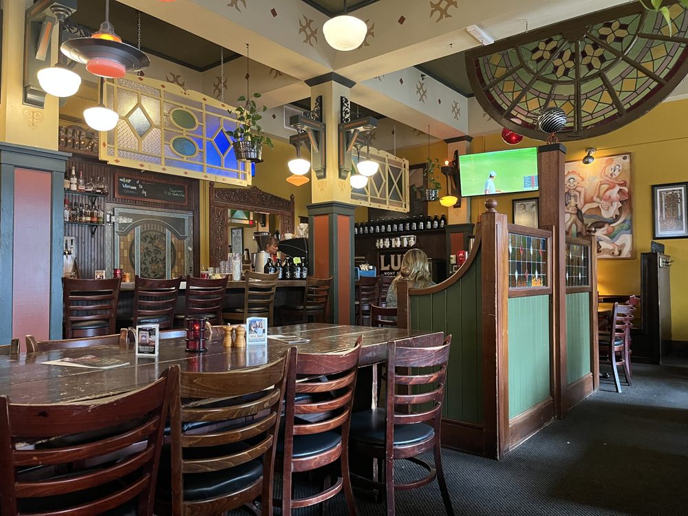 McMenamins Pub