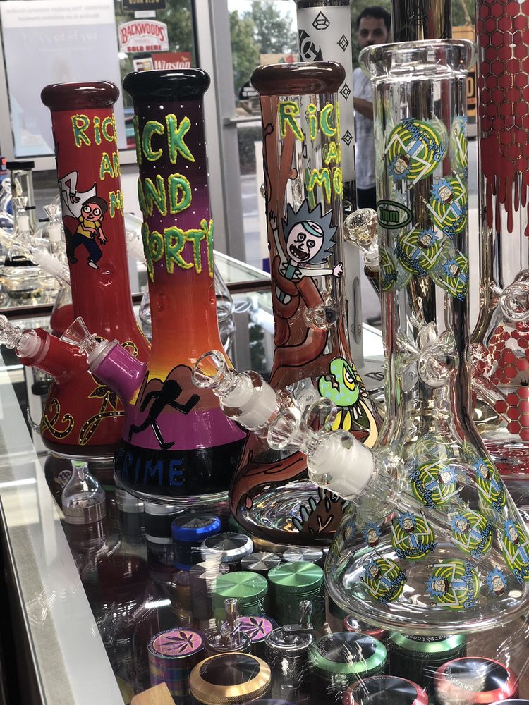 Esmoke Tobacco and Vape, Raleigh Roadtrippers