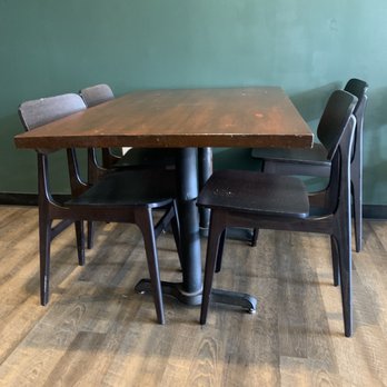 Pizza Verde - Seating - Pizza Near Me - Fort Worth, Texas Pizza Verde - Seating - Pizza Near Me - Fort Worth, Texas