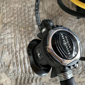 East Coast Divers - Regulator - Snorkeling Near Me - Brookline, Massachusetts