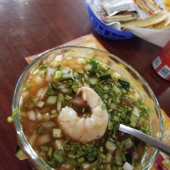 Mariscos Los Primos - Cocktail de camaron - Mexican Near Me - Gardena, California