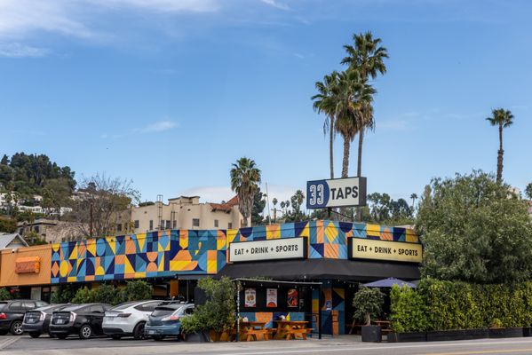 33 Taps Silver Lake by null