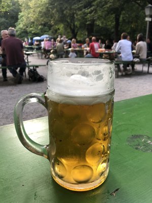 Biergarten am Chinesischen Turm by null