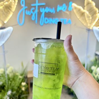 Ding Tea - Aloe vera Kiwi Juice - Bubble Tea Near Me - San Diego, California