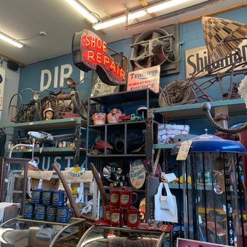Antique Archaeology - Antiques Near Me - Le Claire, Iowa