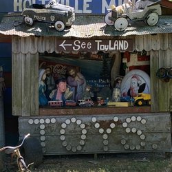 Apple Valley Hillbilly Garden and Toyland - Toyland sign