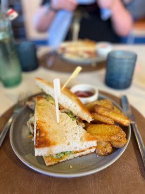 Almighty Bistro. Cocktail Bar & Food Co. by null
