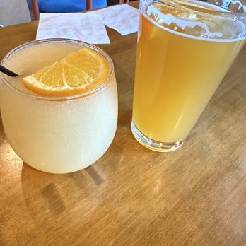 Lou Malnati's Pizzeria - Pizza Near Me - Surprise, Arizona