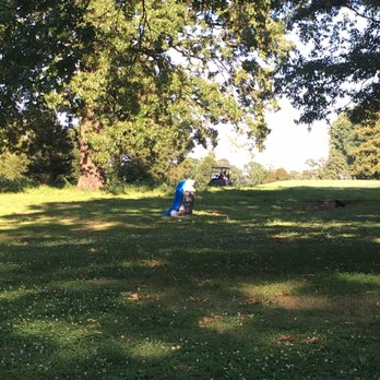 Audubon Park - Overflowing trash cans. - Parks Near Me - Memphis, Tennessee Audubon Park - Overflowing trash cans. - Parks Near Me - Memphis, Tennessee