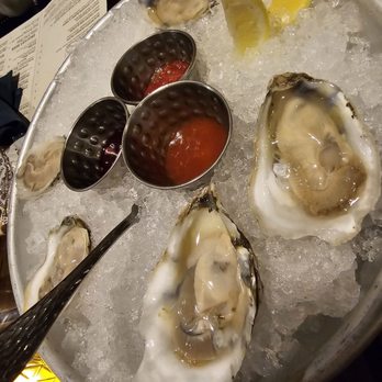 Teddy & The Bully Bar - Oysters - New American Near Me - Washington, DC, District of Columbia