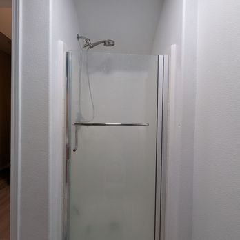 American Vision Baths - The old shower - Kitchen & Bath Near Me - Simi Valley, California