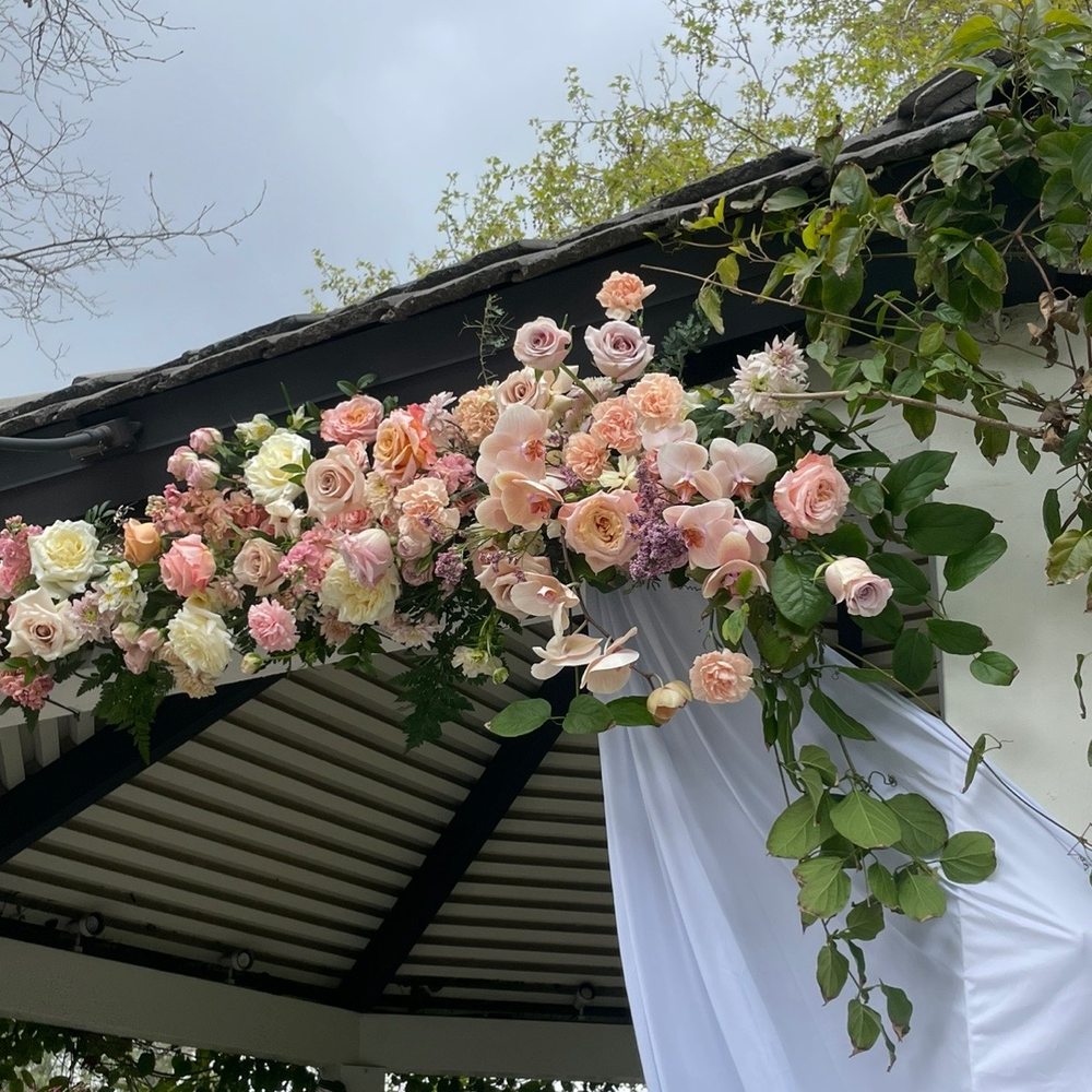 LV Floral Events - The archway flowers - Florists Near Me LV Floral Events - The archway flowers - Florists Near Me
