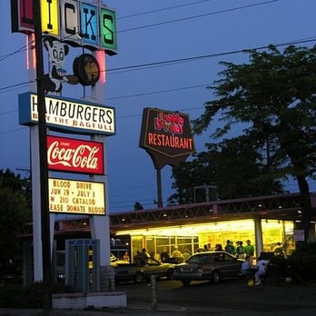 Dick's Hamburgers - In it's night-time glory - Burgers Near Me - Spokane, Washington Dick's Hamburgers - In it's night-time glory - Burgers Near Me - Spokane, Washington