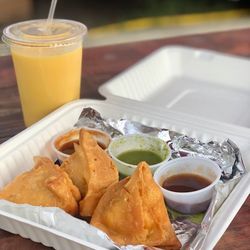 Taste Of India Food Truck - Samosa's