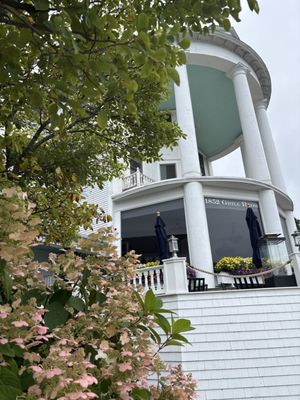 1852 Grill Room by null