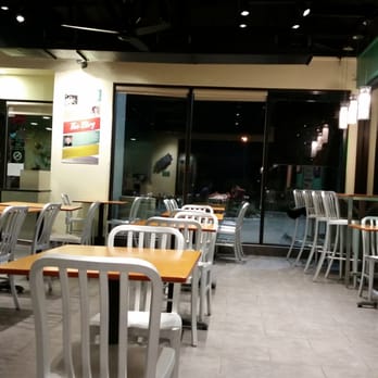 Dillas Quesadillas - Interior - American Near Me - Plano, Texas