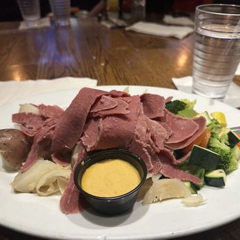 Danaher’s Pub - Corned beef 10/10 - Irish Pub Near Me - Fairfield, New Jersey Danaher’s Pub - Corned beef 10/10 - Irish Pub Near Me - Fairfield, New Jersey