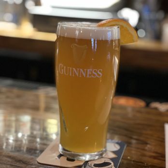 Finnegan's Wake - Nice pint of blue moon - Pubs Near Me - New York, New York Finnegan's Wake - Nice pint of blue moon - Pubs Near Me - New York, New York