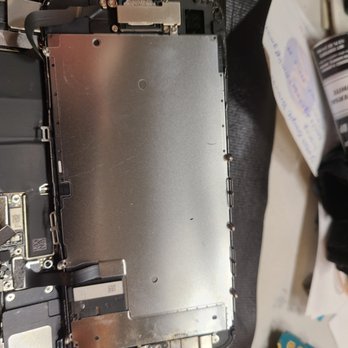 Robert's Computer Repair - Disassemble iphone 7 - IT Services & Computer Repair Near Me