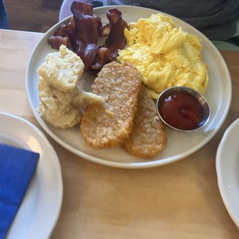 Bunny's Buckets & Bubbles - Regular Breakfast - Chicken Shop Near Me - Baltimore, Maryland Bunny's Buckets & Bubbles - Regular Breakfast - Chicken Shop Near Me - Baltimore, Maryland