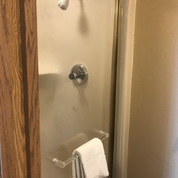 Sleep Inn Fayetteville North - Shower - Hotels Near Me - Fayetteville, Arkansas