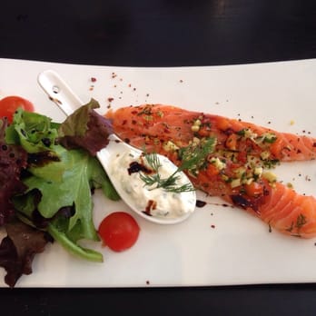 Café Sud Restaurant - Salmon Tartare - French Near Me - Paris, 75 Café Sud Restaurant - Salmon Tartare - French Near Me - Paris, 75