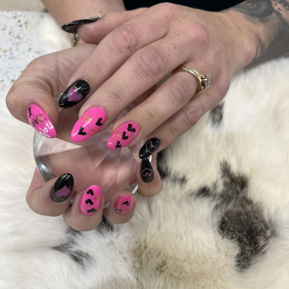 Luna Nails & Spa - Valentine nails - Nail Salons Near Me - Kingston, Massachusetts